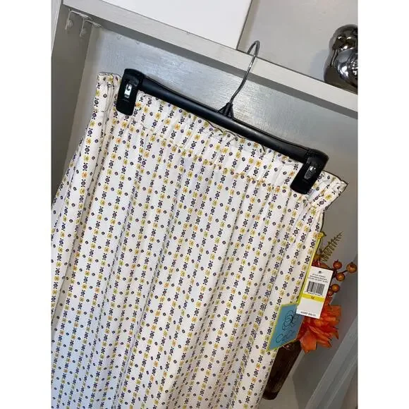 NWT CeCe Medium Lined Elastic Waist Ruffle Like Bottom Boho White Paisley Skirt - Picture 3 of 12